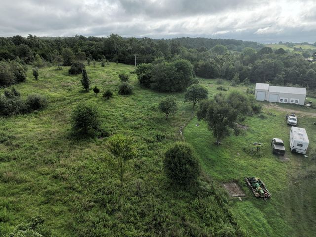 2730 Ozark Avenue, Cabool, MO 65689