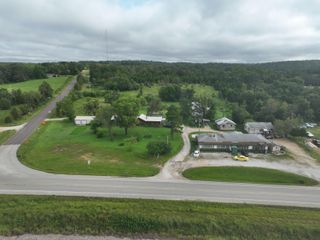 2730 Ozark Avenue, Cabool, MO 65689