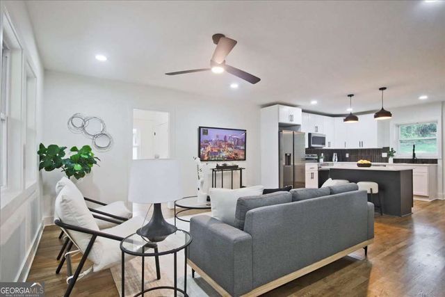 2543 Midway Road, Decatur, GA 30030