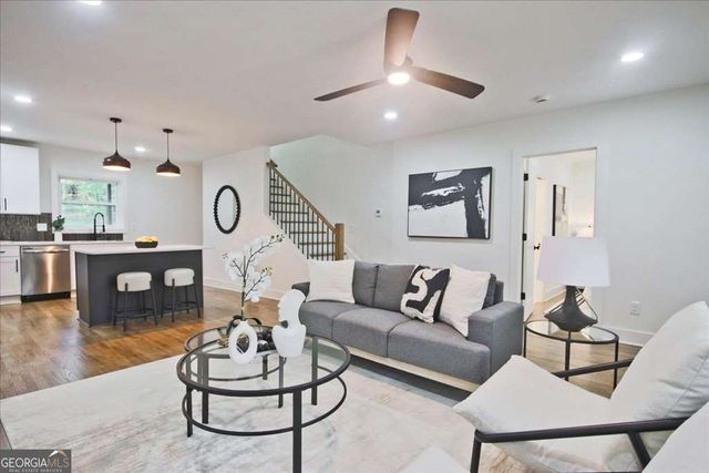 2543 Midway Road, Decatur, GA 30030