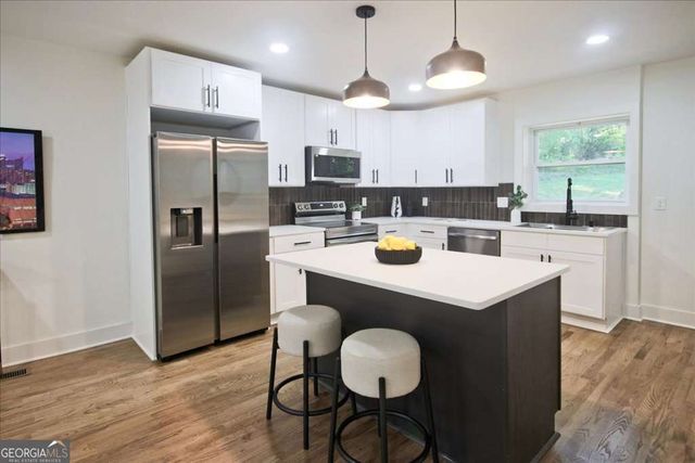 2543 Midway Road, Decatur, GA 30030