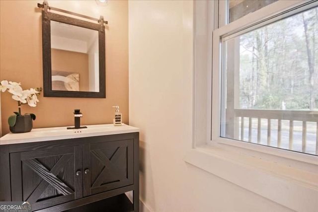 2543 Midway Road, Decatur, GA 30030