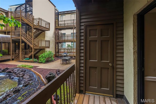 250 S Brentwood Boulevard 1B, Clayton, MO 63105