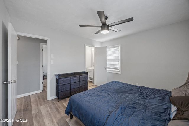 29 Berkshire Drive, Jacksonville, NC 28546