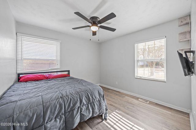 29 Berkshire Drive, Jacksonville, NC 28546