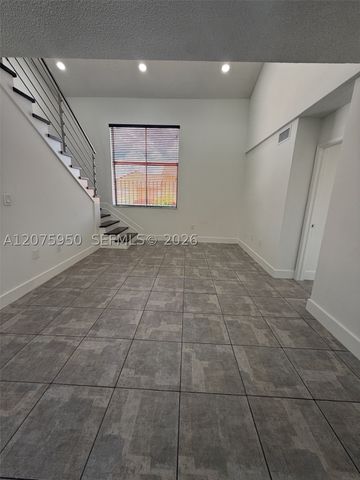 2775 W 61st Pl 202, Hialeah, FL 33016
