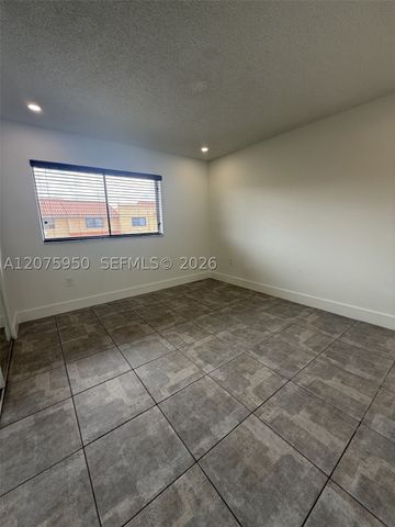 2775 W 61st Pl 202, Hialeah, FL 33016