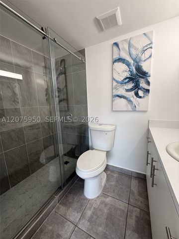 2775 W 61st Pl 202, Hialeah, FL 33016