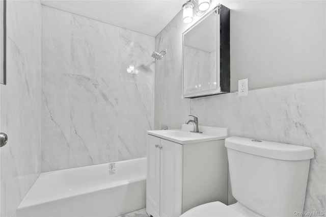 524 E 159th Street 2C, Bronx, NY 10451