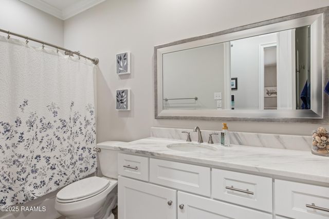 126 Gable Crest Drive, Lafayette, LA 70508