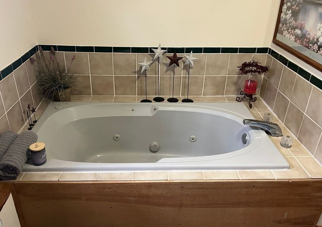 30 N Fitzwilliam Rd, Royalston, MA 01368