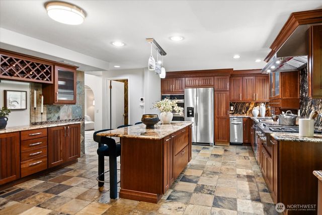 4505 146th Place SW, Lynnwood, WA 98087