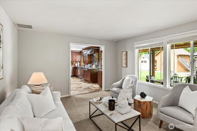 4505 146th Place SW, Lynnwood, WA 98087