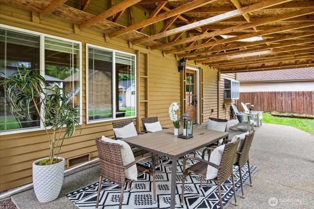 4505 146th Place SW, Lynnwood, WA 98087