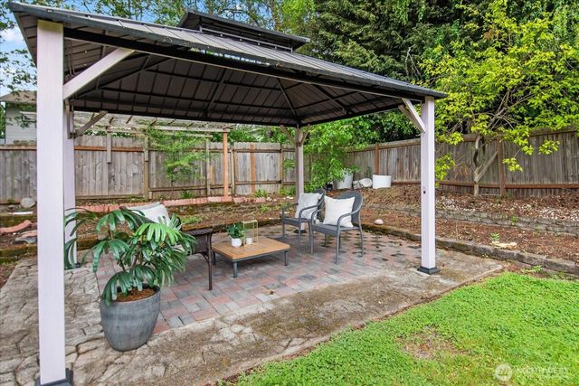 4505 146th Place SW, Lynnwood, WA 98087