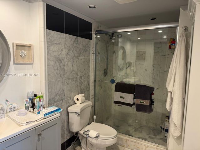 5200 N Ocean Blvd 1012B, Lauderdale By The Sea, FL 33308