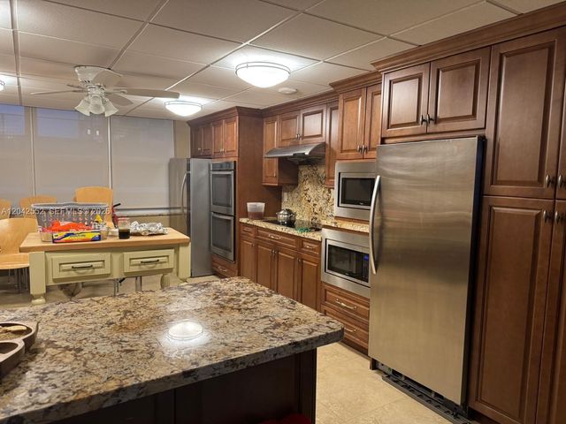 5200 N Ocean Blvd 1012B, Lauderdale By The Sea, FL 33308