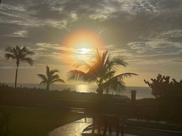 5200 N Ocean Blvd 1012B, Lauderdale By The Sea, FL 33308