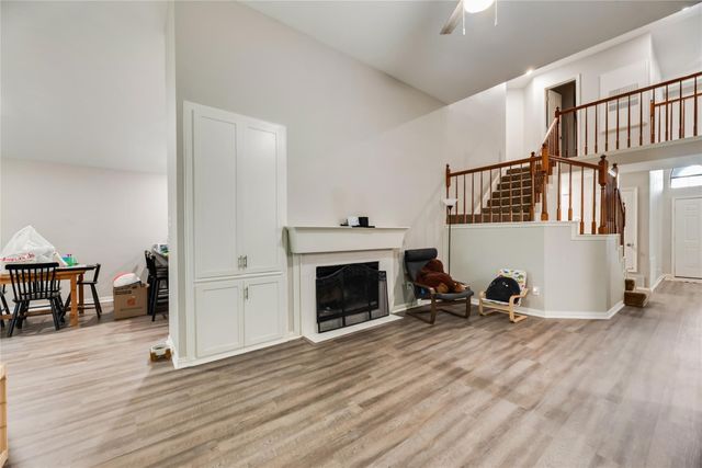 502 Alameda Avenue, Duncanville, TX 75137