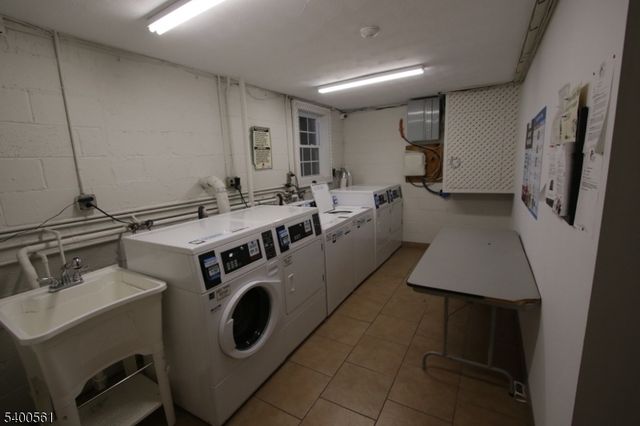 206 Main St 1, Millburn Twp., NJ 07041