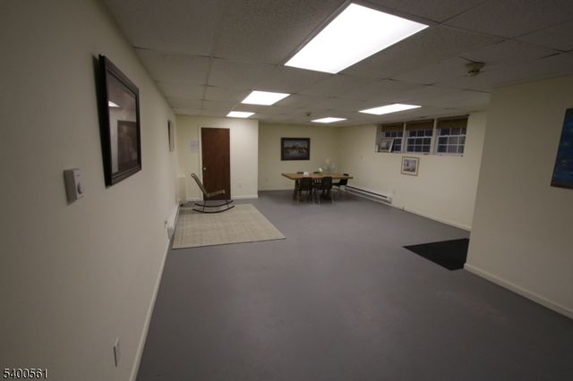 206 Main St 1, Millburn Twp., NJ 07041