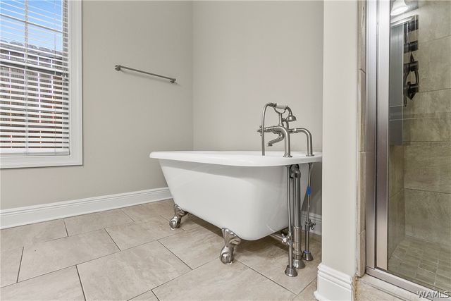 5083 Easton Drive, Tuscaloosa, AL 35405