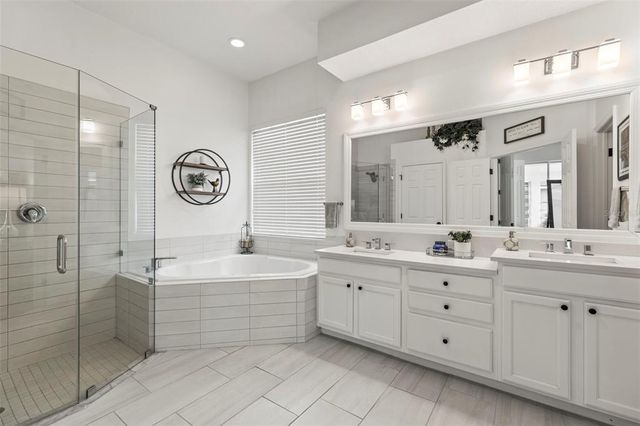 10142 DEERCLIFF DRIVE, Tampa, FL 33647