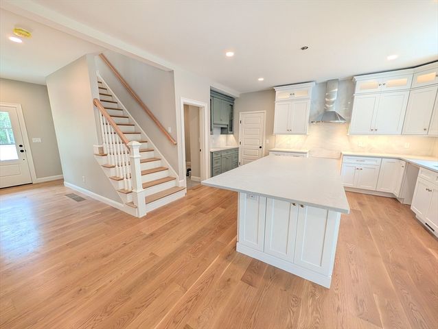 6 Station St, Kingston, MA 02364