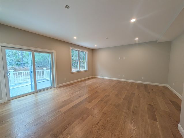 6 Station St, Kingston, MA 02364