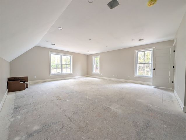 6 Station St, Kingston, MA 02364