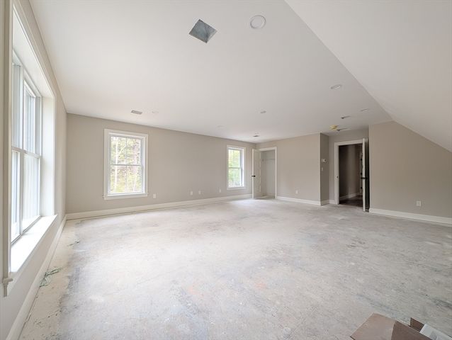 6 Station St, Kingston, MA 02364