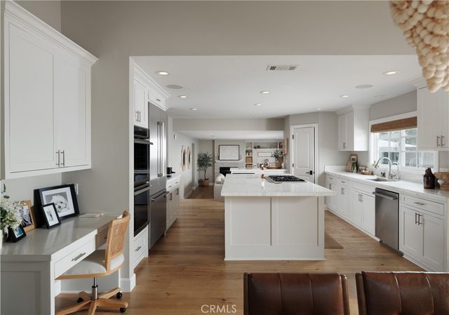 2056 Port Weybridge, Newport Beach, CA 92660