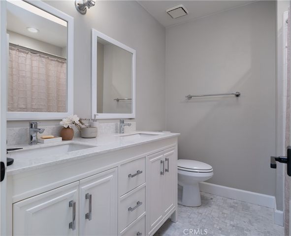 2056 Port Weybridge, Newport Beach, CA 92660