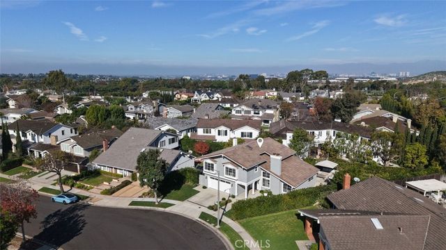 2056 Port Weybridge, Newport Beach, CA 92660