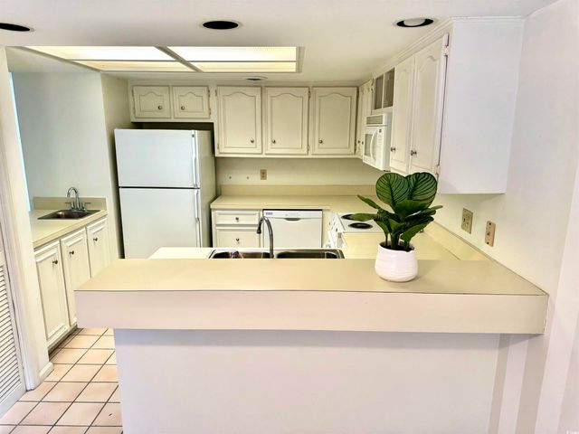 31 Battery White Ct Unit 1005, Georgetown, SC 29440