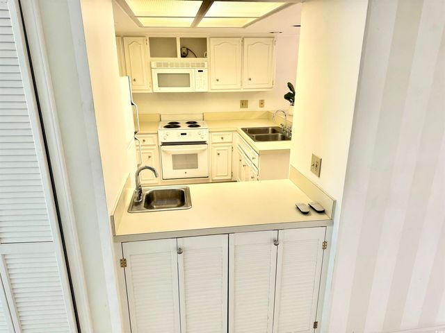 31 Battery White Ct Unit 1005, Georgetown, SC 29440