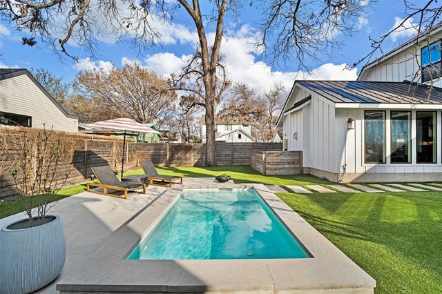 3112 Garwood ST, Austin, TX 78702