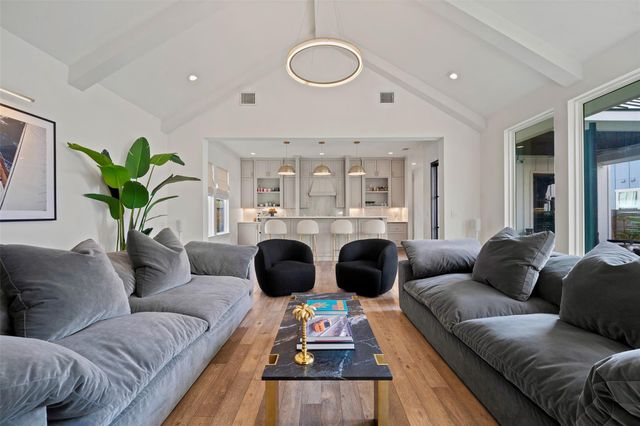 3112 Garwood ST, Austin, TX 78702