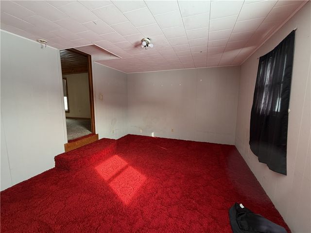 215 W Park St, Hermitage, PA 16148