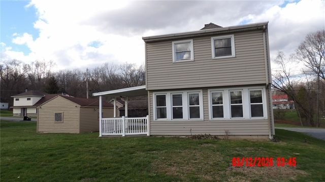 215 W Park St, Hermitage, PA 16148