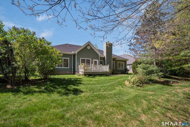 45 Worthington Drive, Farmington, CT 06032
