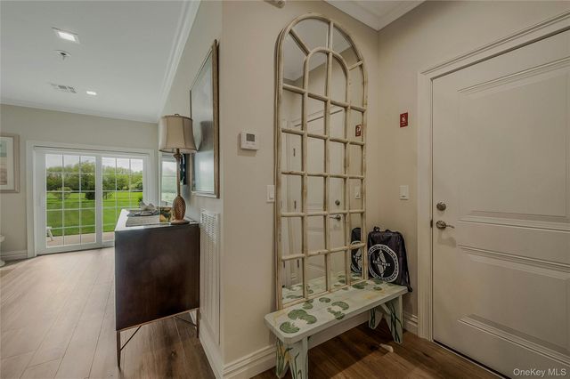 2300 Fox Hill Drive 1101, Baiting Hollow, NY 11933