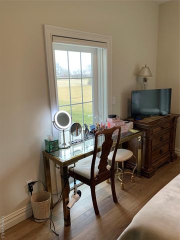 2300 Fox Hill Drive 1101, Baiting Hollow, NY 11933