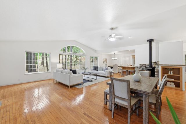 5285 Mckeon Ponderosa Way, Foresthill, CA 95631