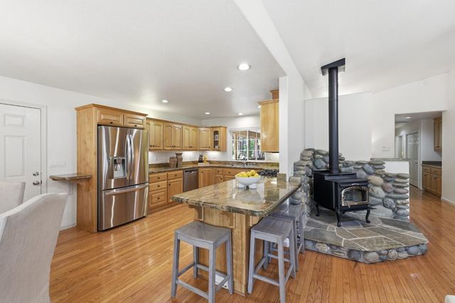 5285 Mckeon Ponderosa Way, Foresthill, CA 95631