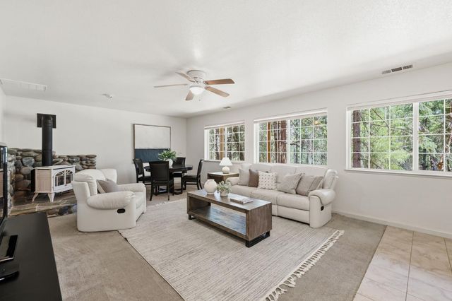 5285 Mckeon Ponderosa Way, Foresthill, CA 95631