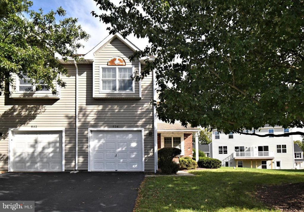 536 6TH ST W, Pennsburg, PA 18073 — exterior