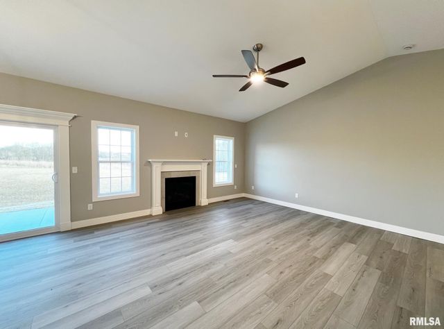 8802 N WESTPOINT Court, Edwards, IL 61528