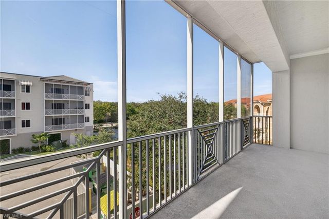 26610 Rosewood Pointe DR # 202, Bonita Springs, FL 34135