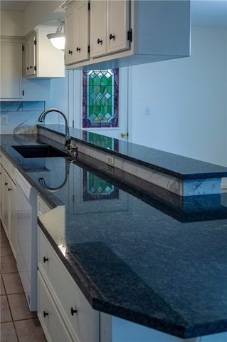 28 Sammy Snead Drive, Hilltop Lakes, TX 77871